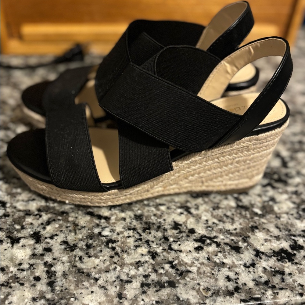 Liz Claiborne Black Espadrille Wedge Sandals